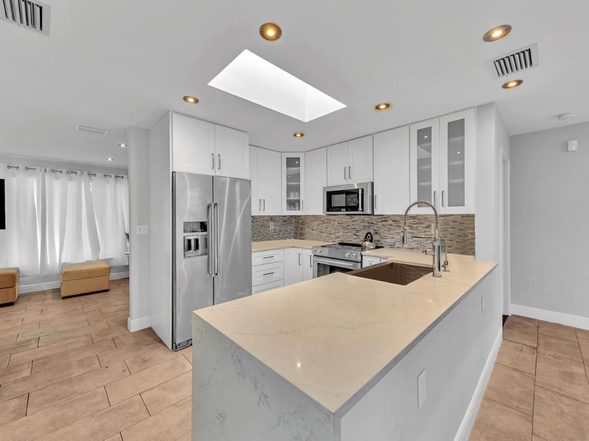 Supervilla - 3Br/2Ba - Pool - Walk To Beach Hollywood Exterior foto