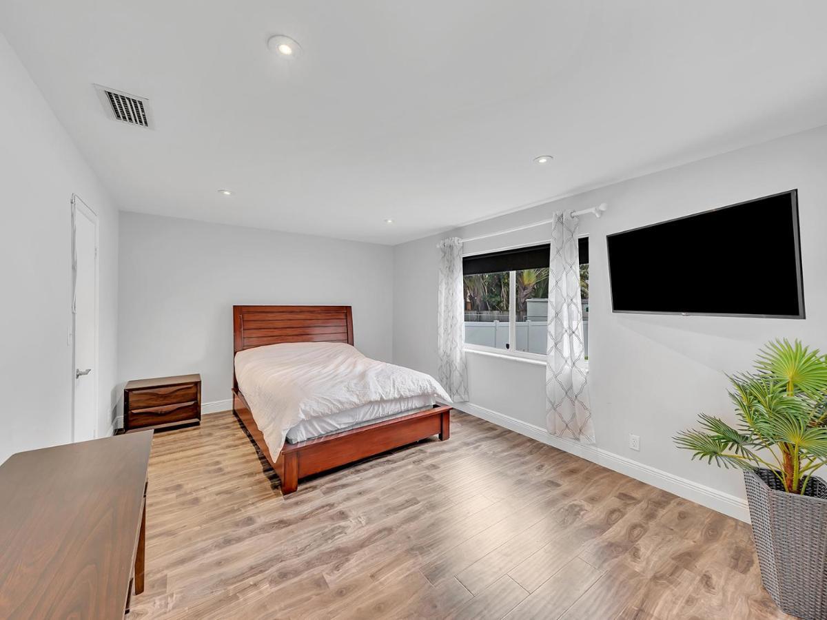 Supervilla - 3Br/2Ba - Pool - Walk To Beach Hollywood Exterior foto
